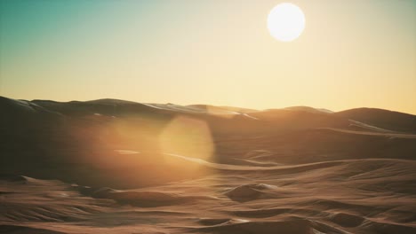 Beautiful-sand-dunes-in-the-Sahara-desert